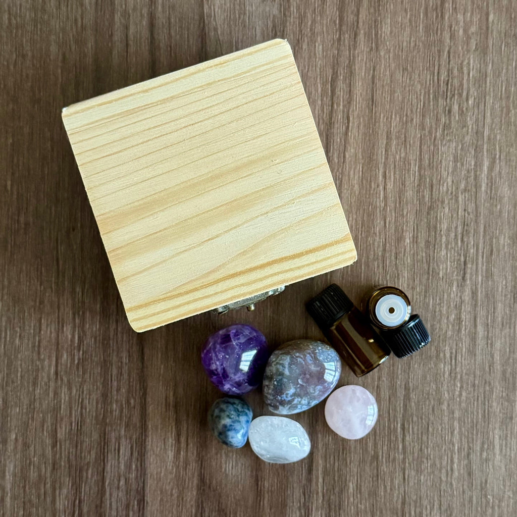 Pinewood Crystal Box