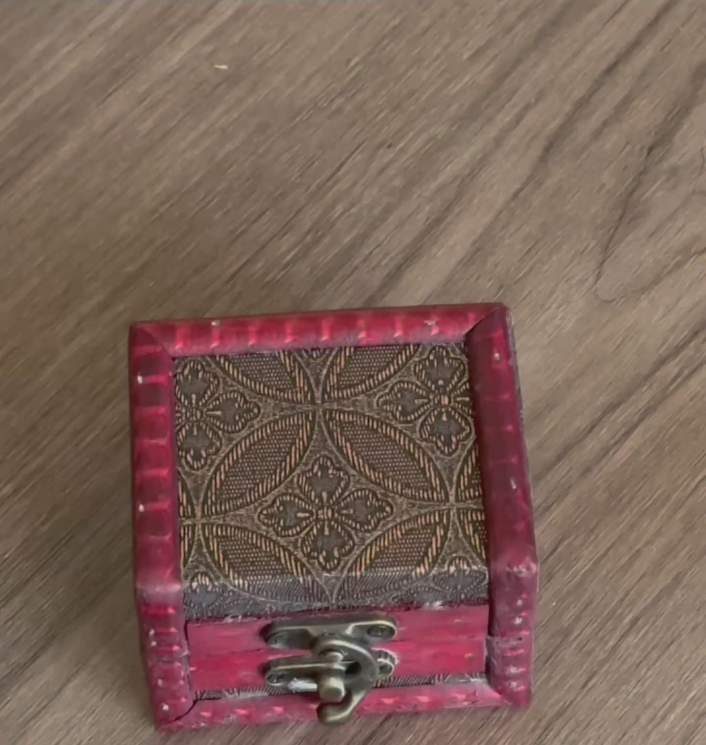 Rosewood Crystal Box